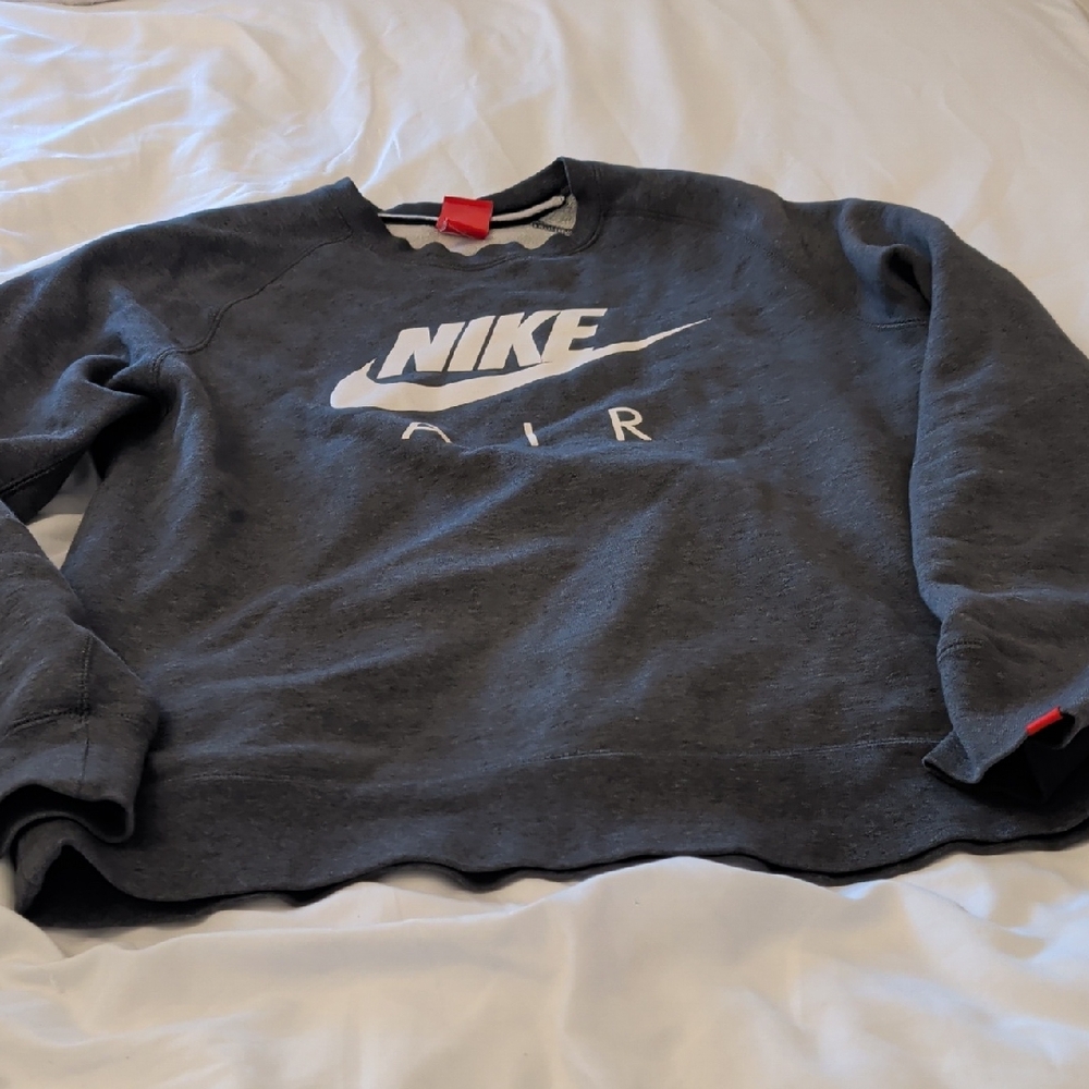 Nike Men's Dark Gray Crewneck Sweater